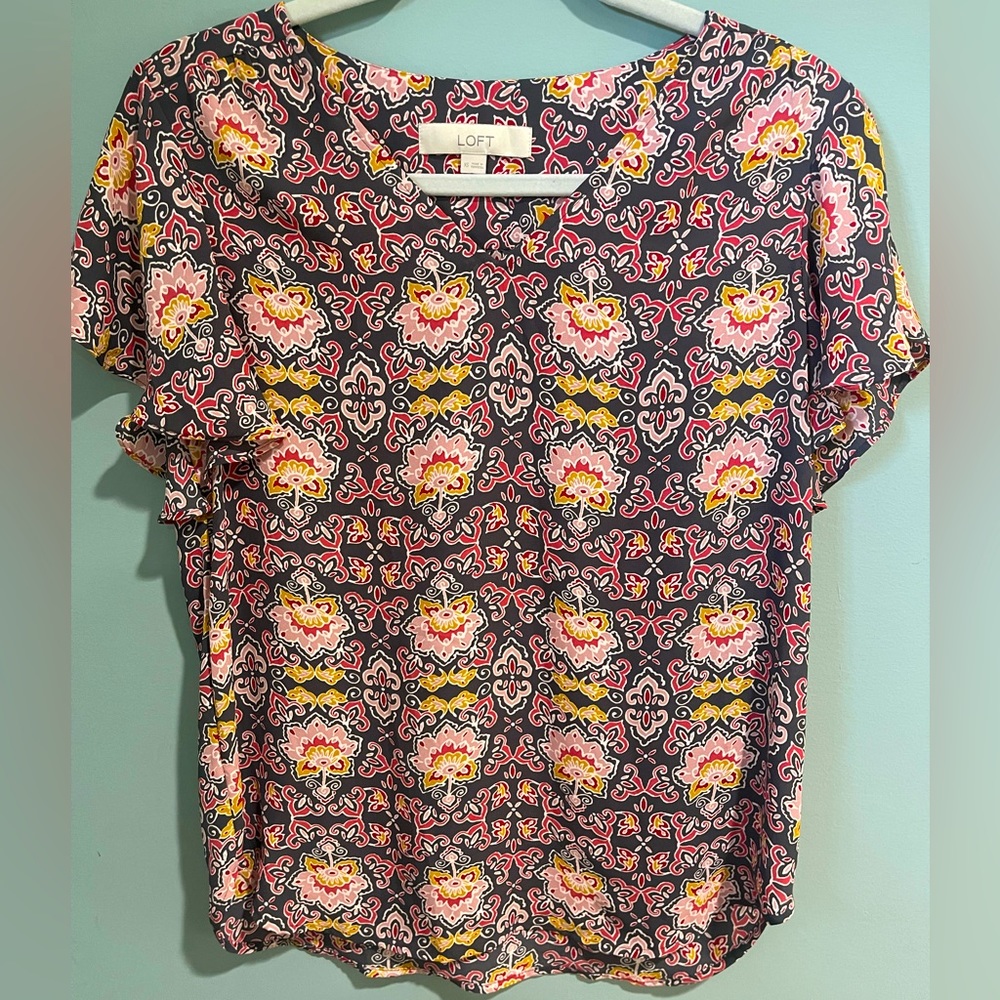 Loft Paisley Short Sleeve Blouse Size XS‎